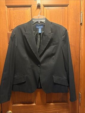 Evan Picone Stretch Pinstripe Black Blazer